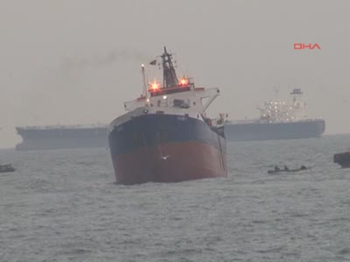 Yan Yatan Gemi Emniyet Altına Alındı