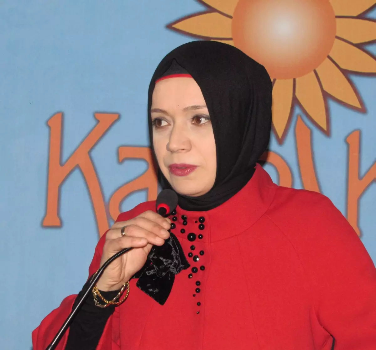 AK Parti Çorum Kadın Kolları Başkanı Gülgün Güven Tazeledi