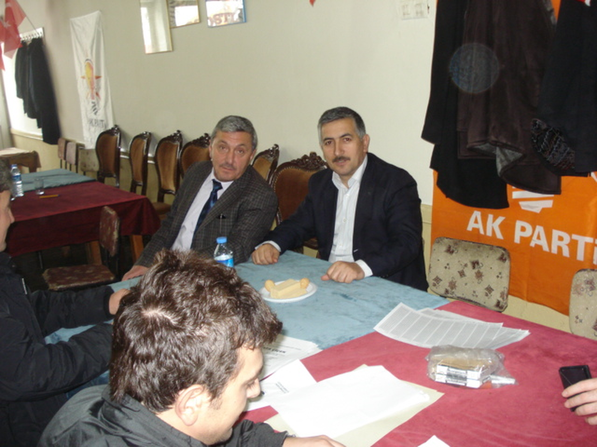 AK Parti Pazaryolu İlçe Başkanlığına Mustafa Çiçek, Yeniden Seçildi