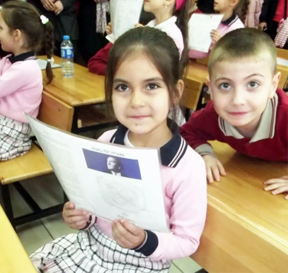 Ayvalık\'ta Karne Heyecanı