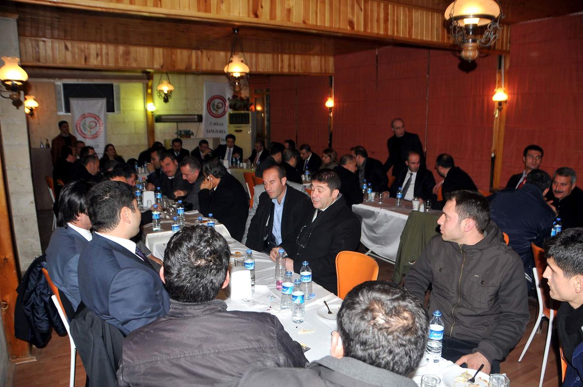 Bakan Faruk Çelik Eczacıları Dinledi
