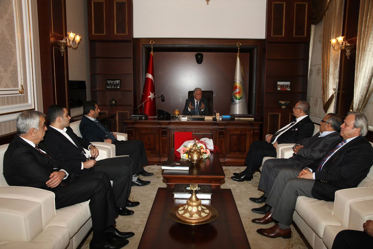 Büyükşehir Amatörlerin Yanında