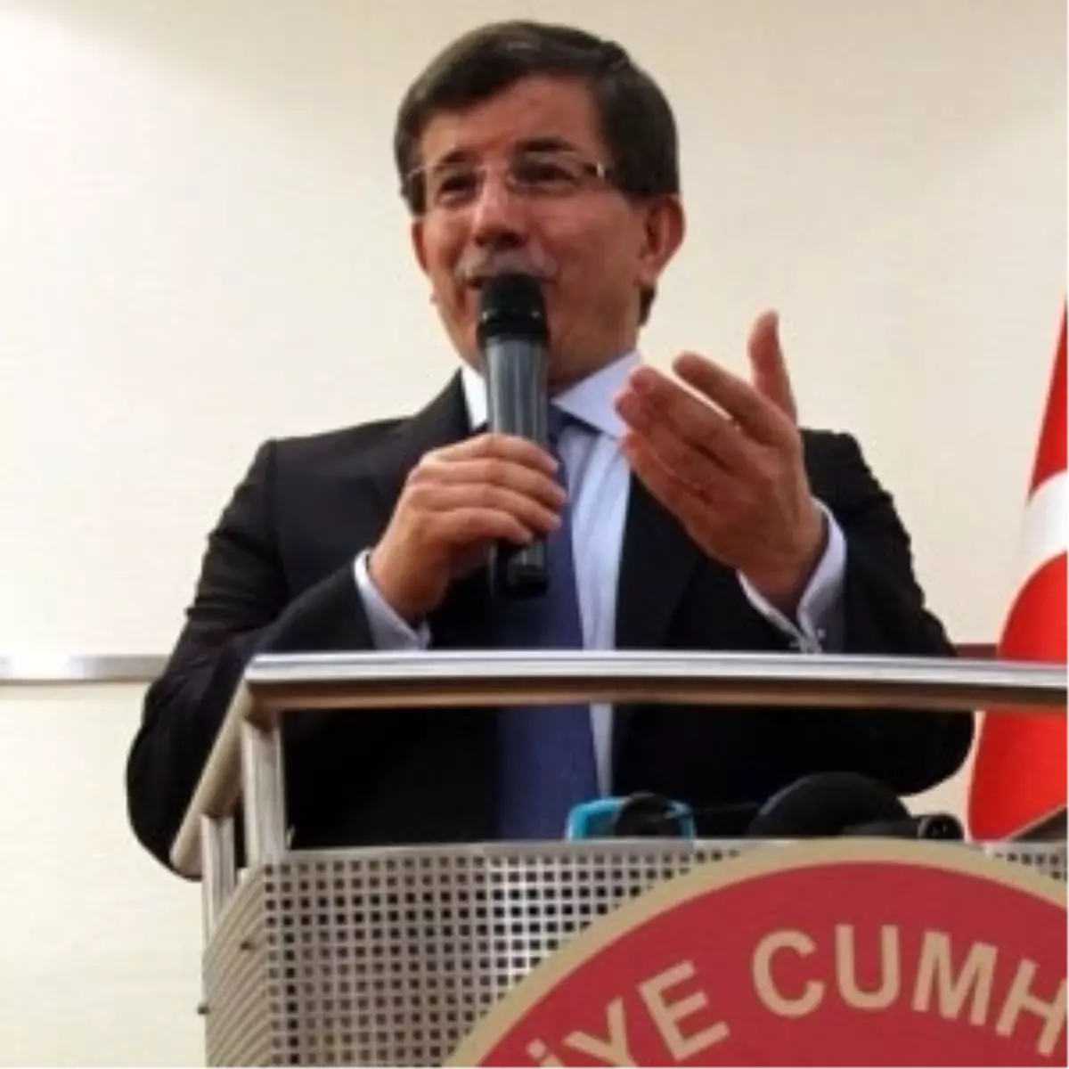 Davutoğlu: Obama Erdoğan\'ın Arkadaşlığıyla Gurur Duyuyor