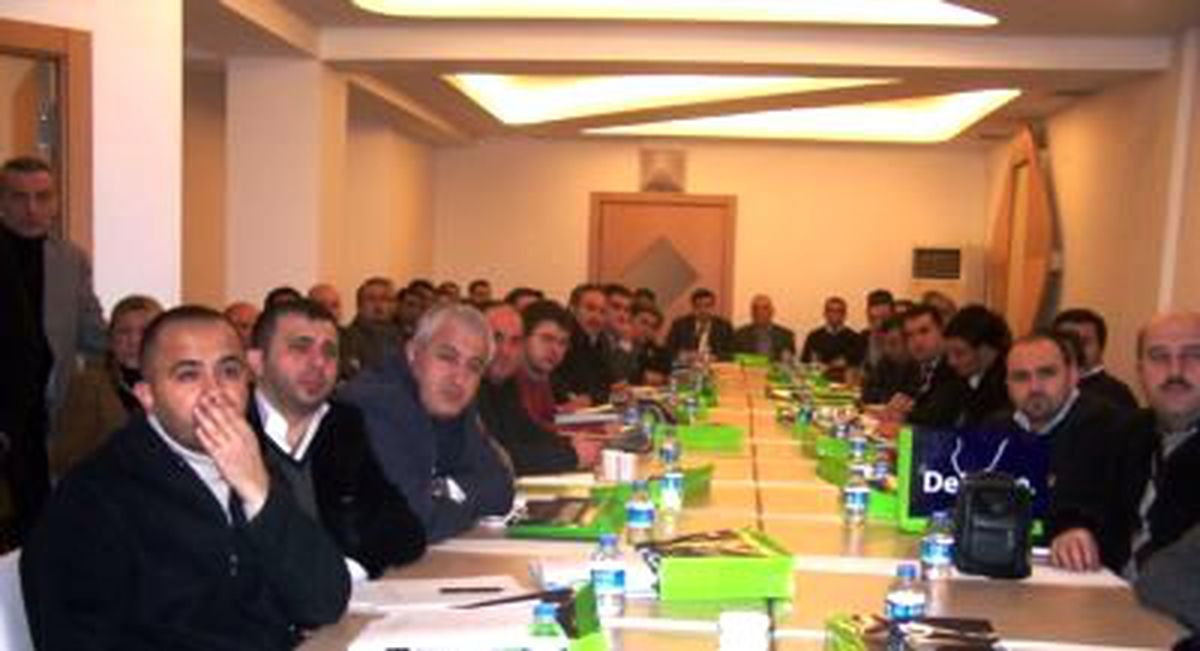 Deloitte Uzmanları İzmirli İş Adamlarını Bilgilendirdi