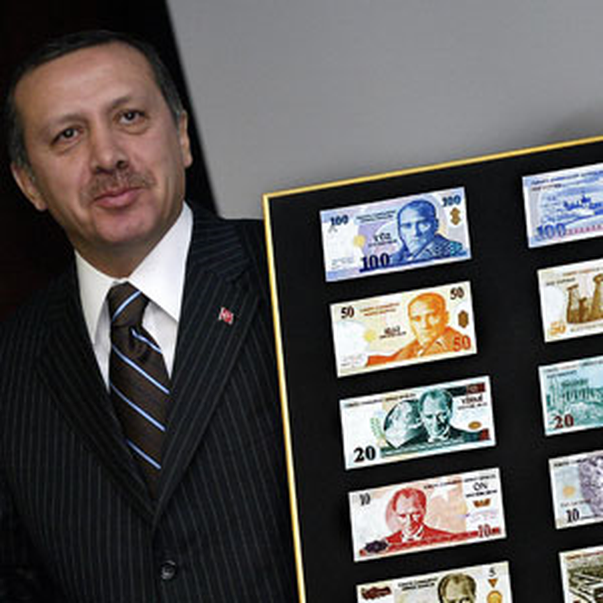 Ft: "Lirayı Korumak İçin Titanik Bir Mücadele Verildi"