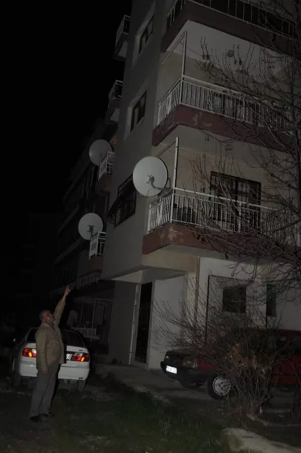Hırsızlar Aynı Yerde Üç Eve Girdi Son Dakika
