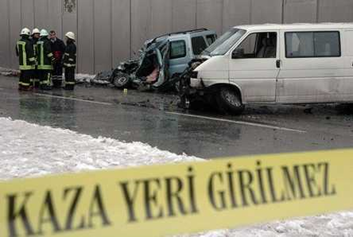 Konya'da Trafik Kazası: 2 Ölü, 5 Yaralı