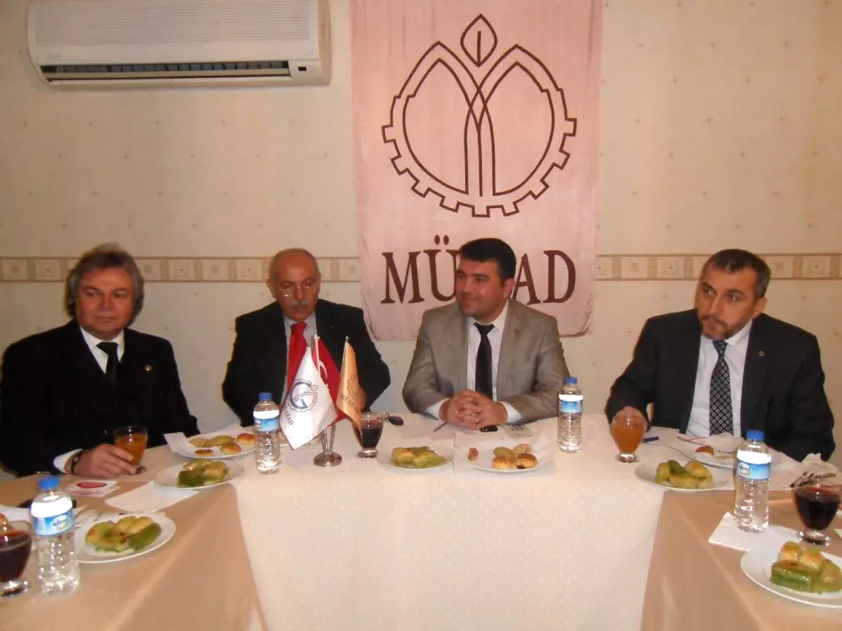 Mep\'ten Müsiad\'a Ziyaret