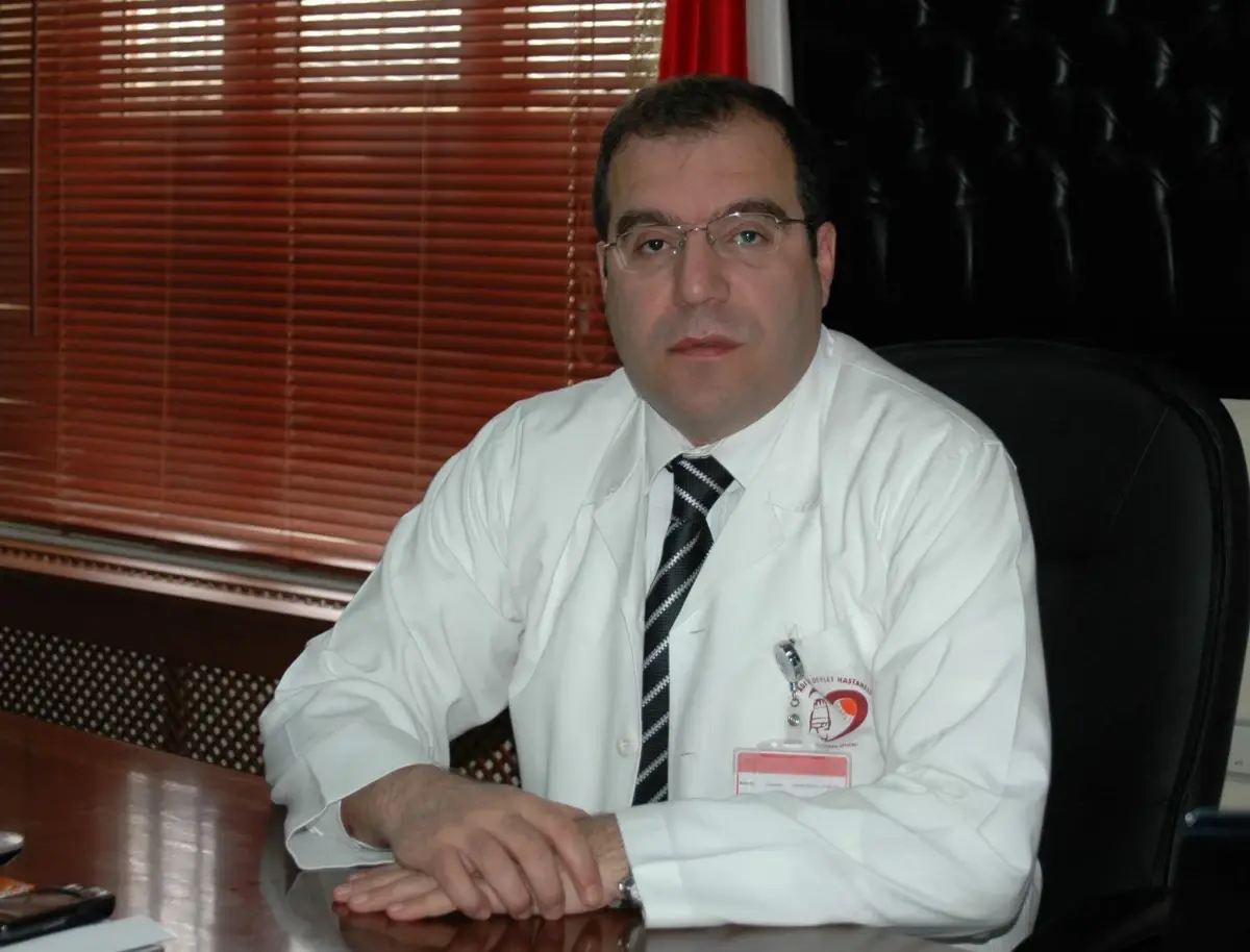 Psikiyatri Hastaları Ebru Sanatıyla İyileştiriliyor