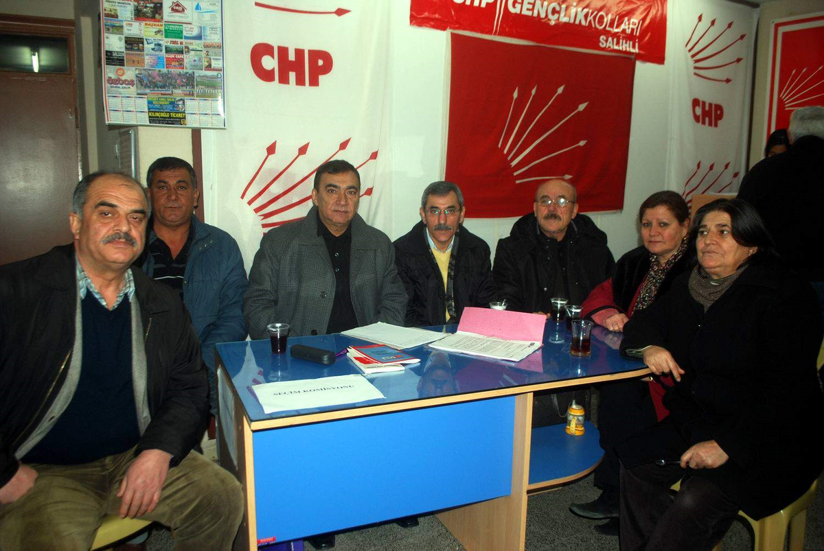 Salihli CHP\'de Merkez Delege Seçimleri Yapıldı