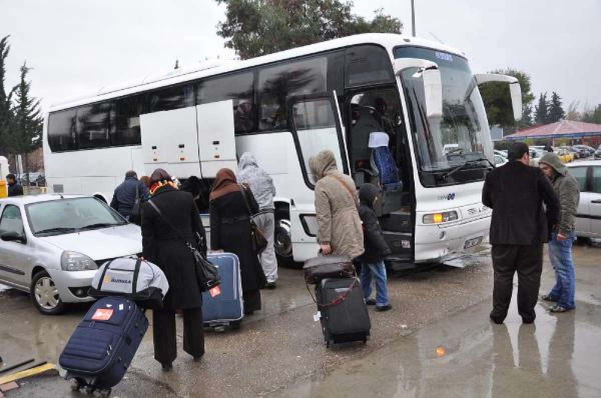 Sis Uçak Seferlerini de Aksattı. Gaziantep Yolcuları Adana'ya İniş Yaptı