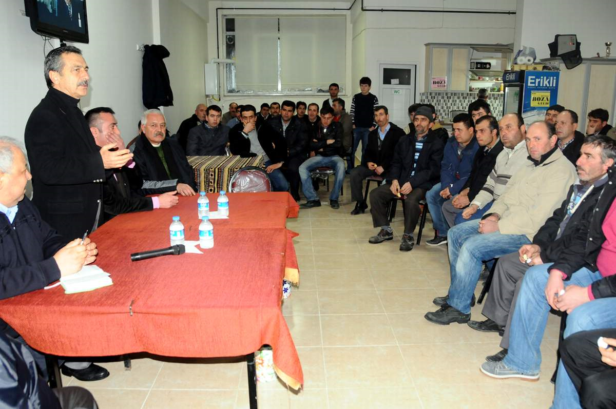 Tepebaşı Belediye Başkanı Ahmet Ataç Çamlıca Mahallesini Ziyaret Etti