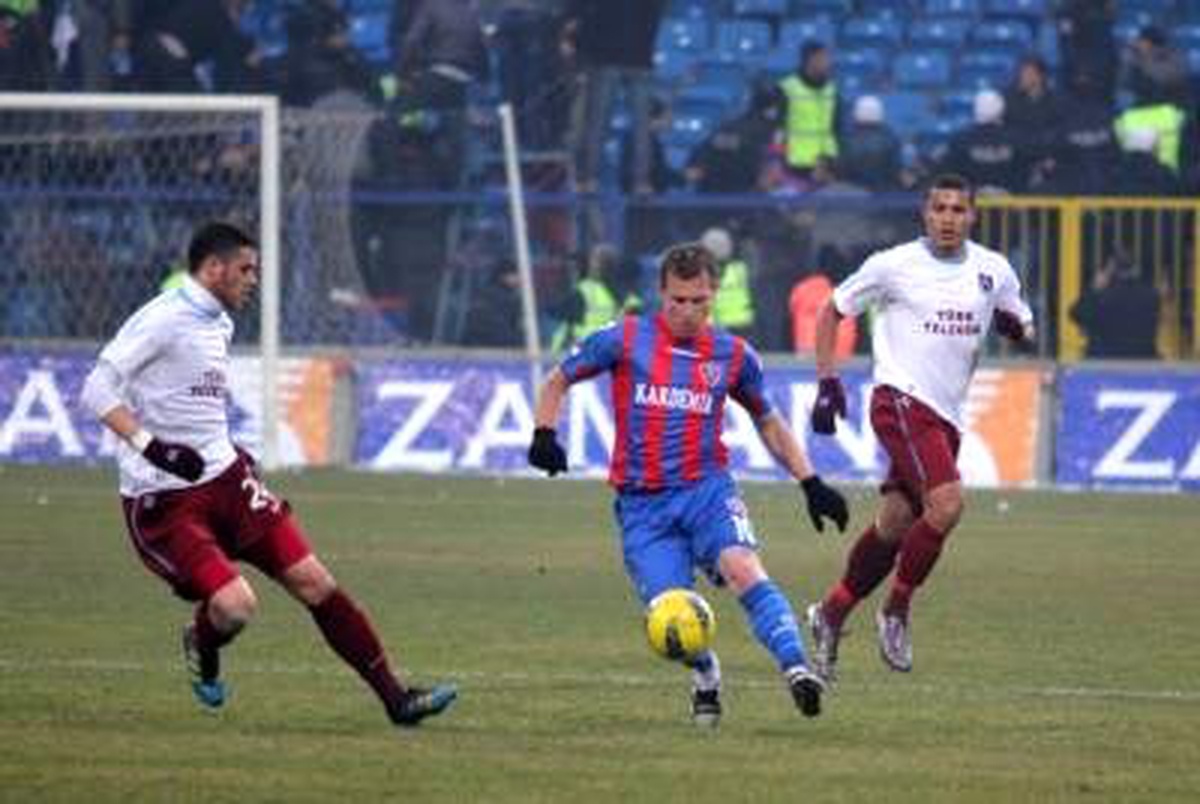 Trabzonspor'a Kardemir D.ç Karabükspor Freni