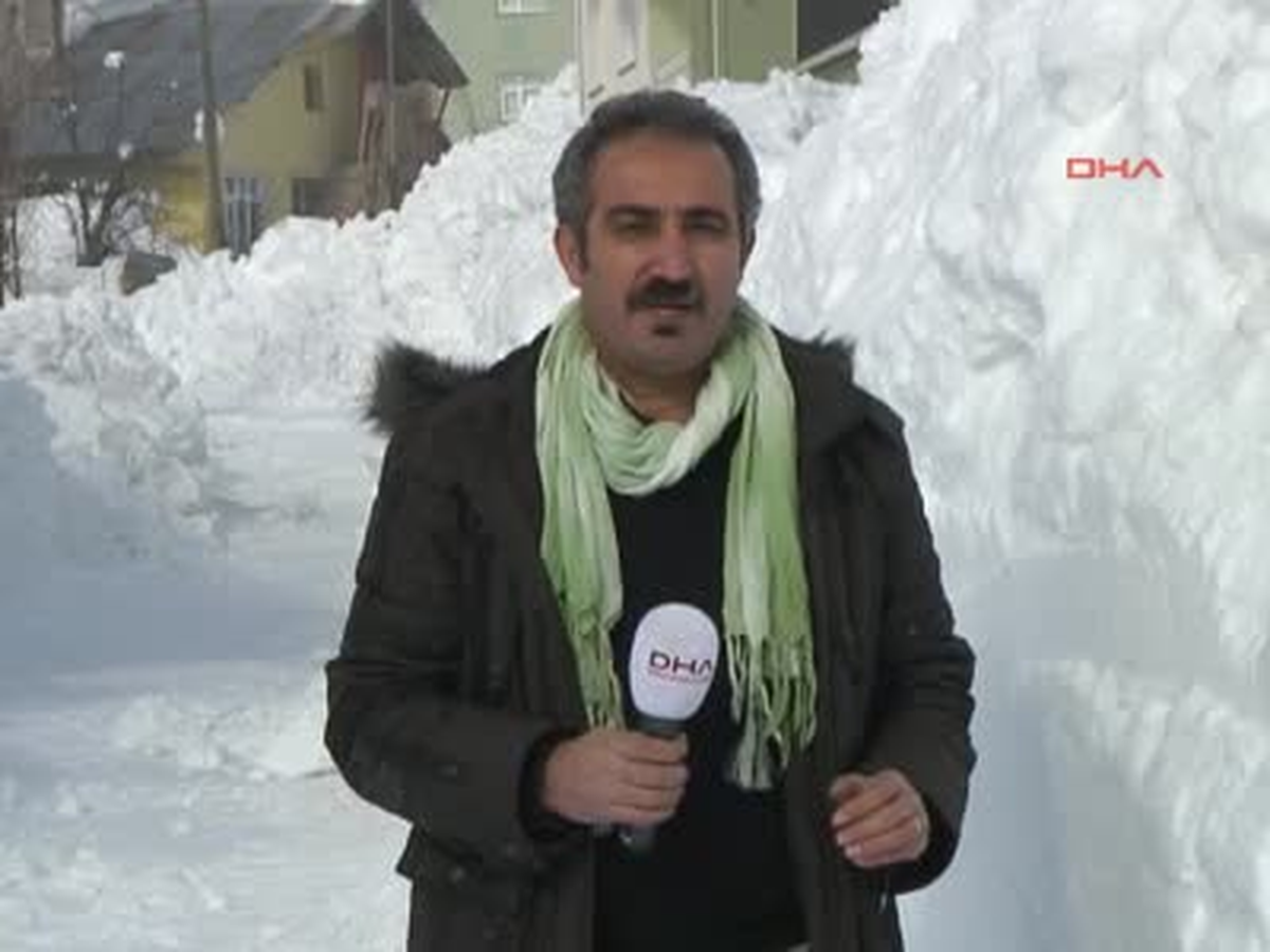 Tunceli Ovacık\'ta Kar Esareti ve Kayak Keyfi Ek Dha Muhabiri Ferit Demir\'in Anonsları