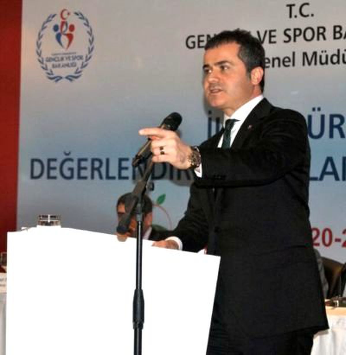 Twitter'da Siyasi Hesaplaşma