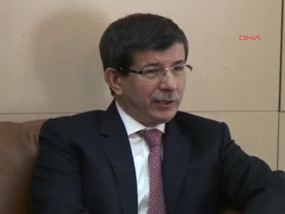 Davutoğlu: Bu Ayıptır!