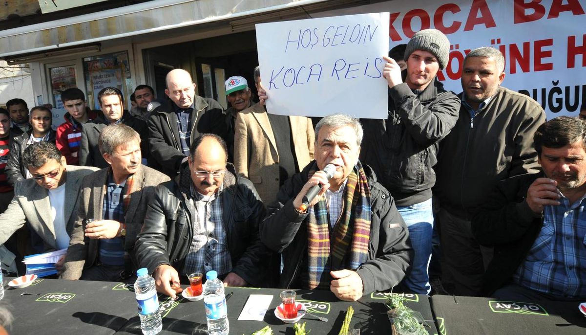 "İzmir\'de Çete Yok Reis Var"