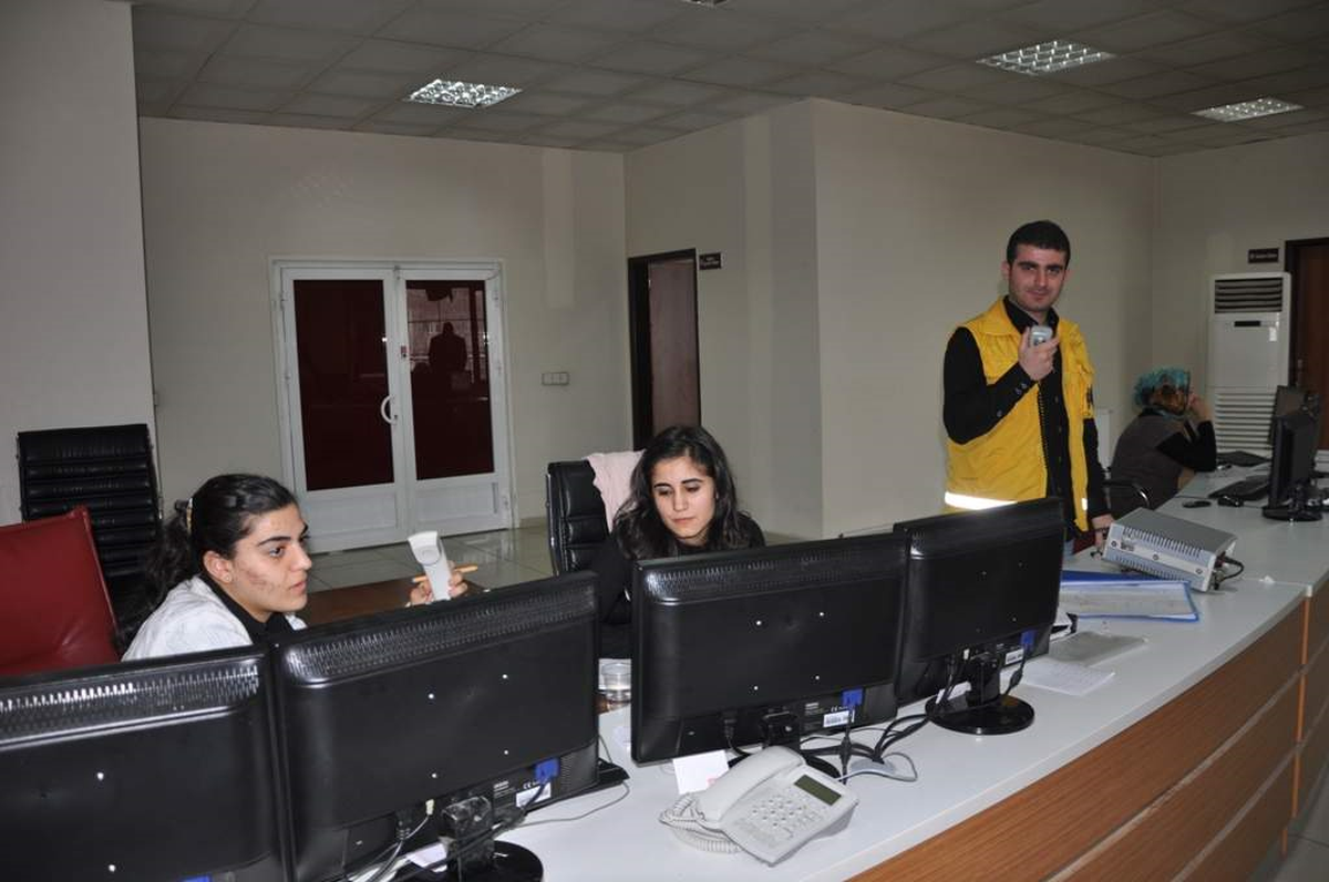 Batman "112 Acil Servis"E Gelen İlginç Çağrılar Personeli Bıktırdı