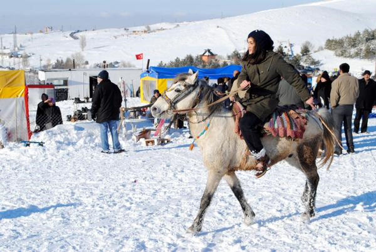 Elmadağ'da Kayak Keyfi
