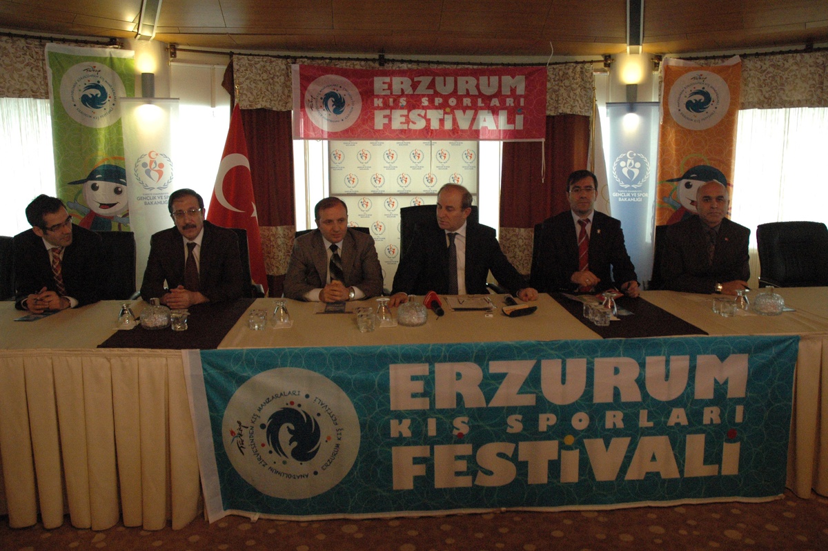 Erzurum'da Kış Sporları Festivali Öncesinde Bilgilendirme Toplantısı