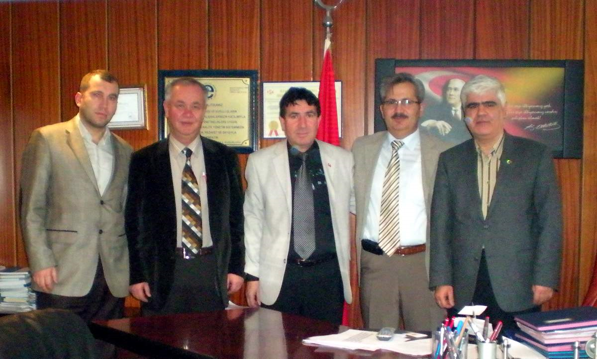 Esmiad Başkanı Ahmet Hızlan ve Yönetim Kurulu Üyeleri Sgk Müdürünü Ziyaret Ettiler