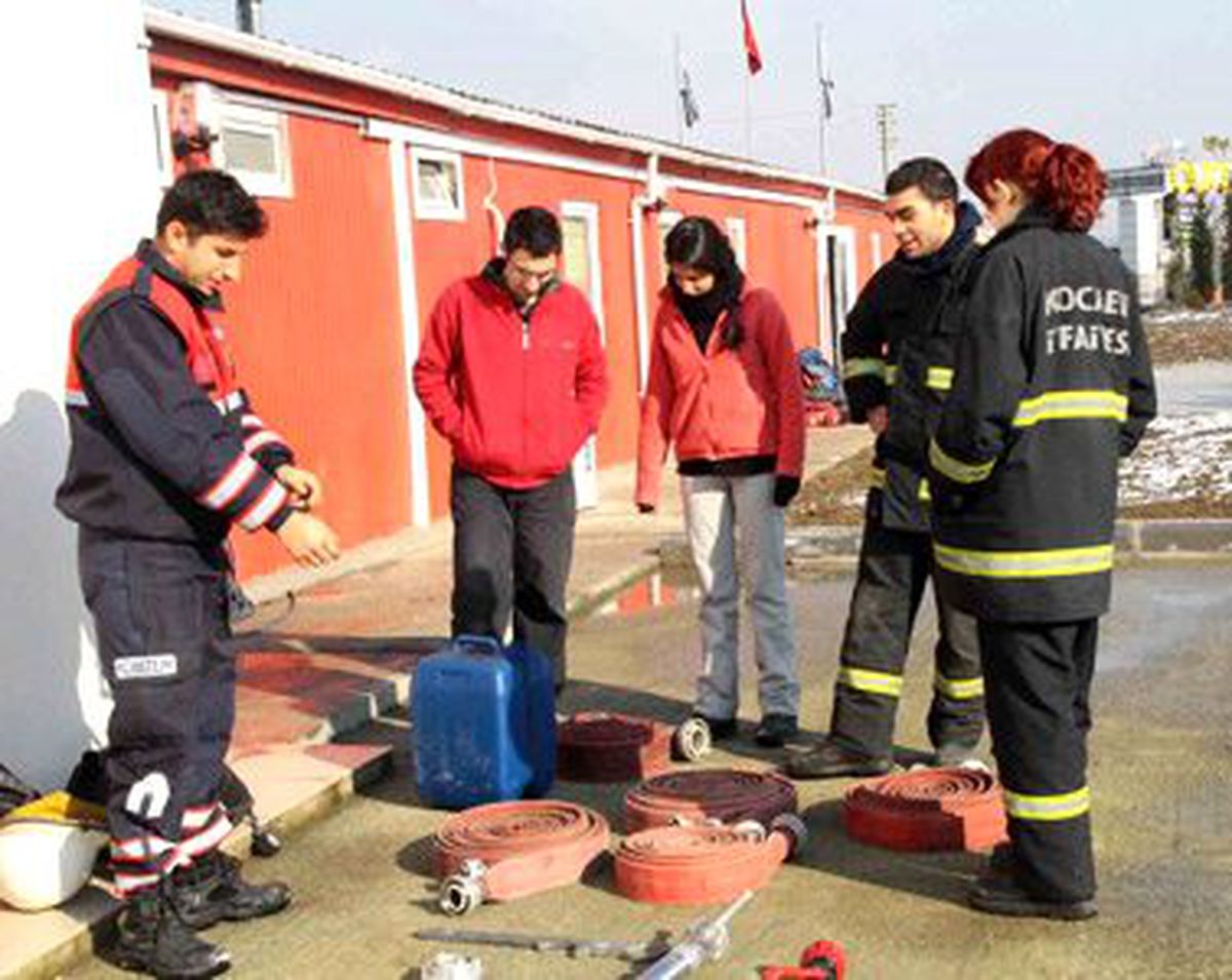 Gönüllüler Afetlerde Umut Olacak