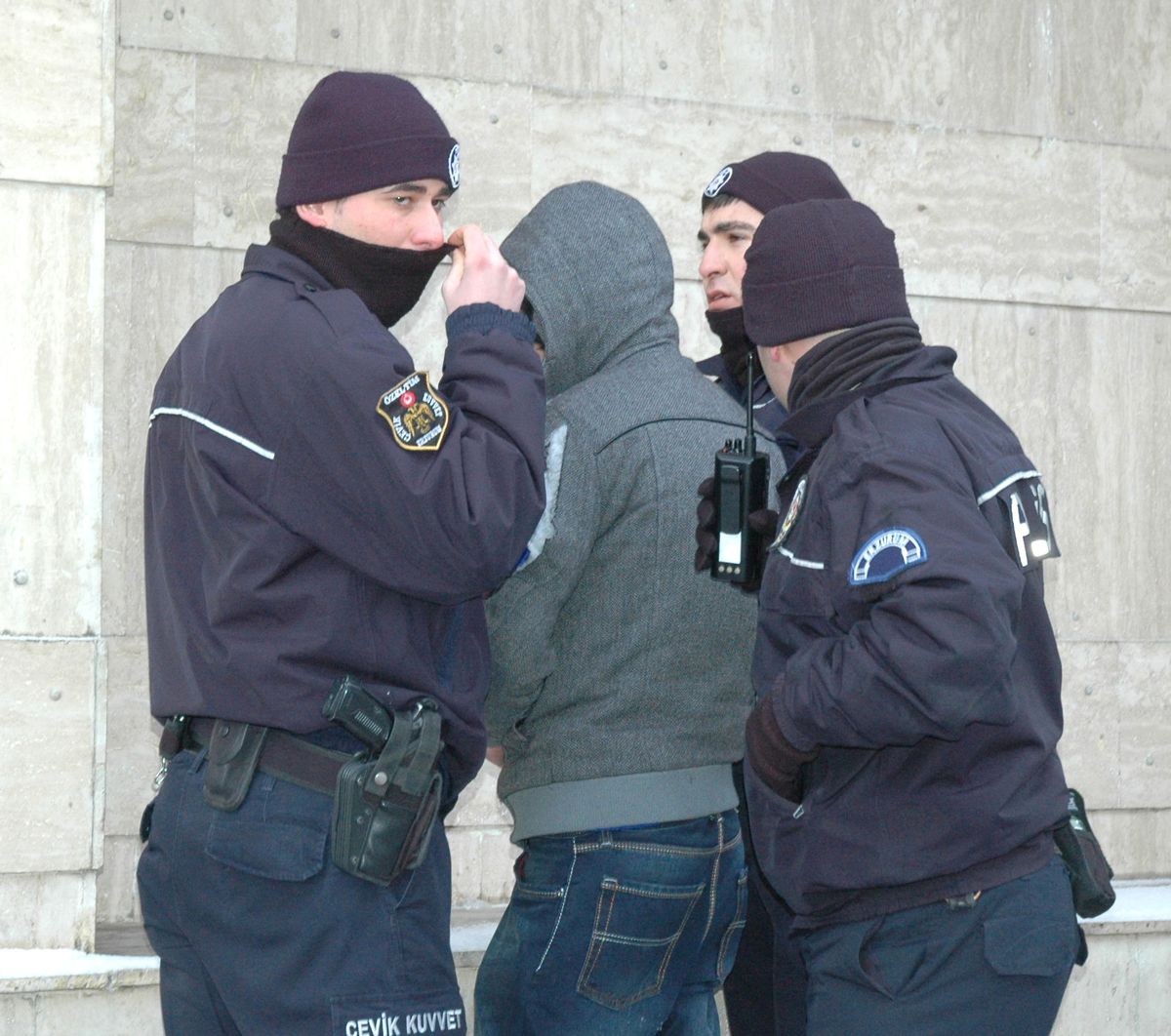 Kavgayı Polis Önledi