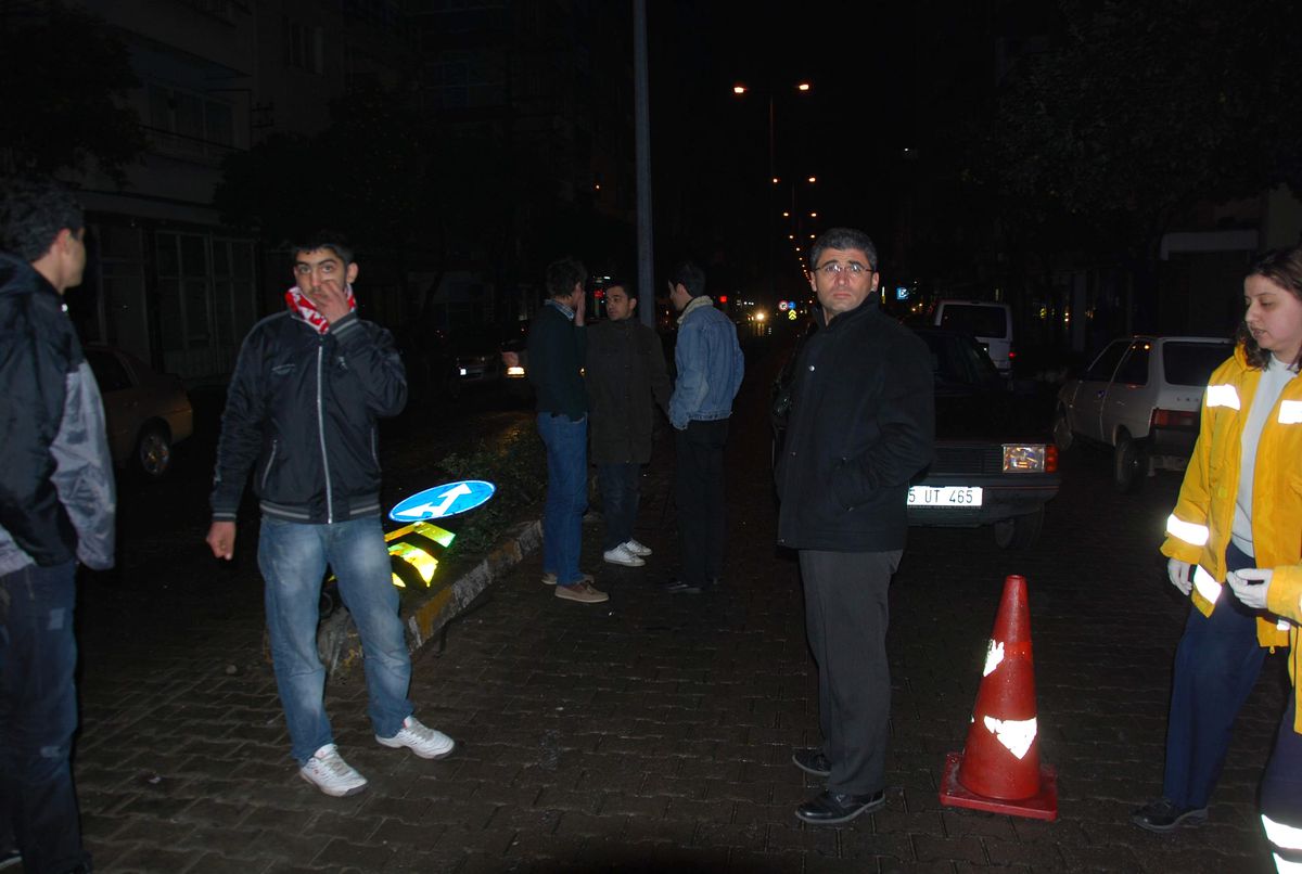 Kaza Yapan Tıp Öğrencileri 112 Ekiplerini Şaşırttı