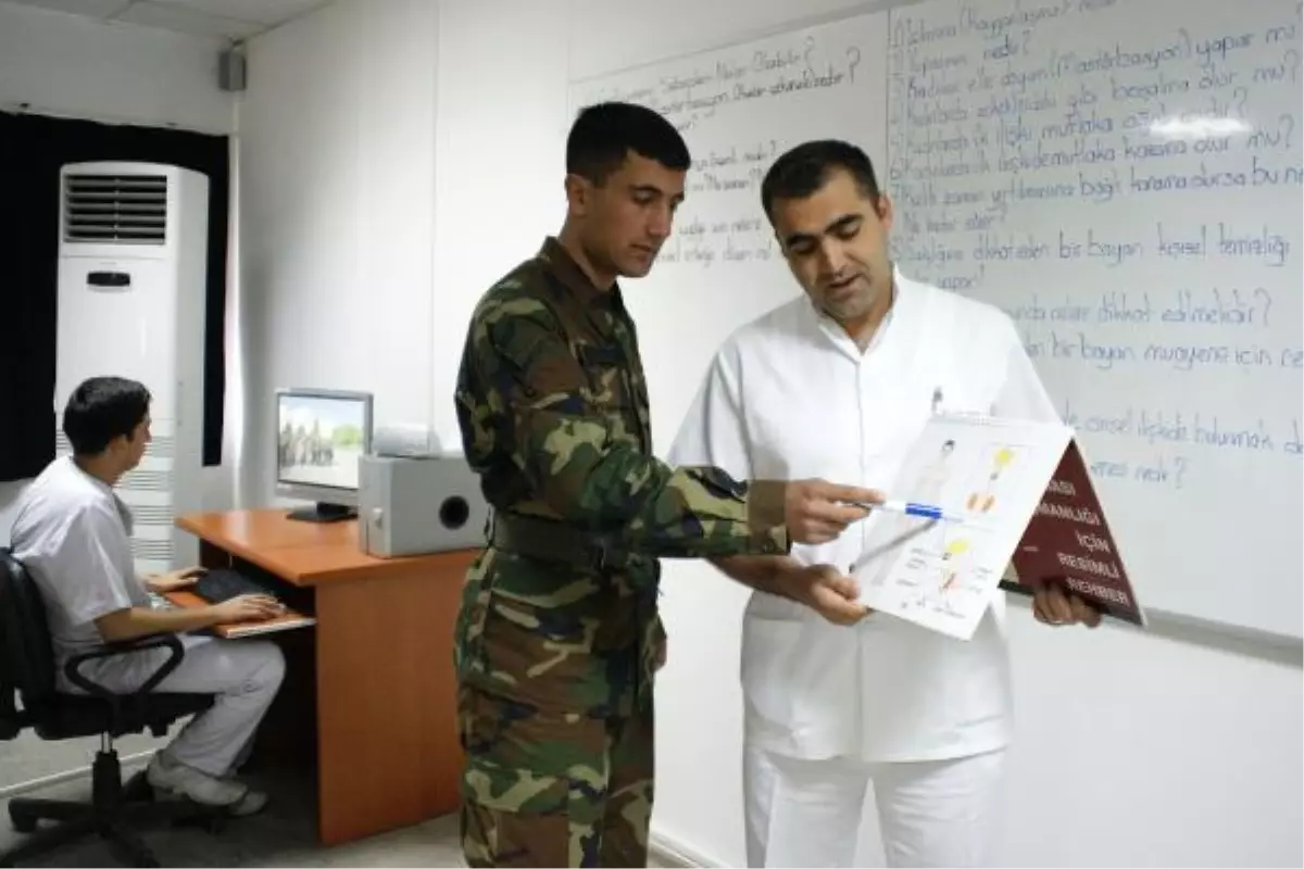 2,5 Milyon Askere Cinsel Eğitim