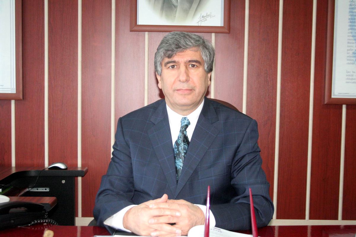 Milli Eğitim Müdürü Ecevit Erzincan\'a Veda Etti
