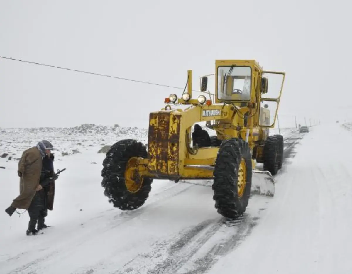 Siverek'te 430 Köy ve Mezra Yolu Ulaşıma Açıldı