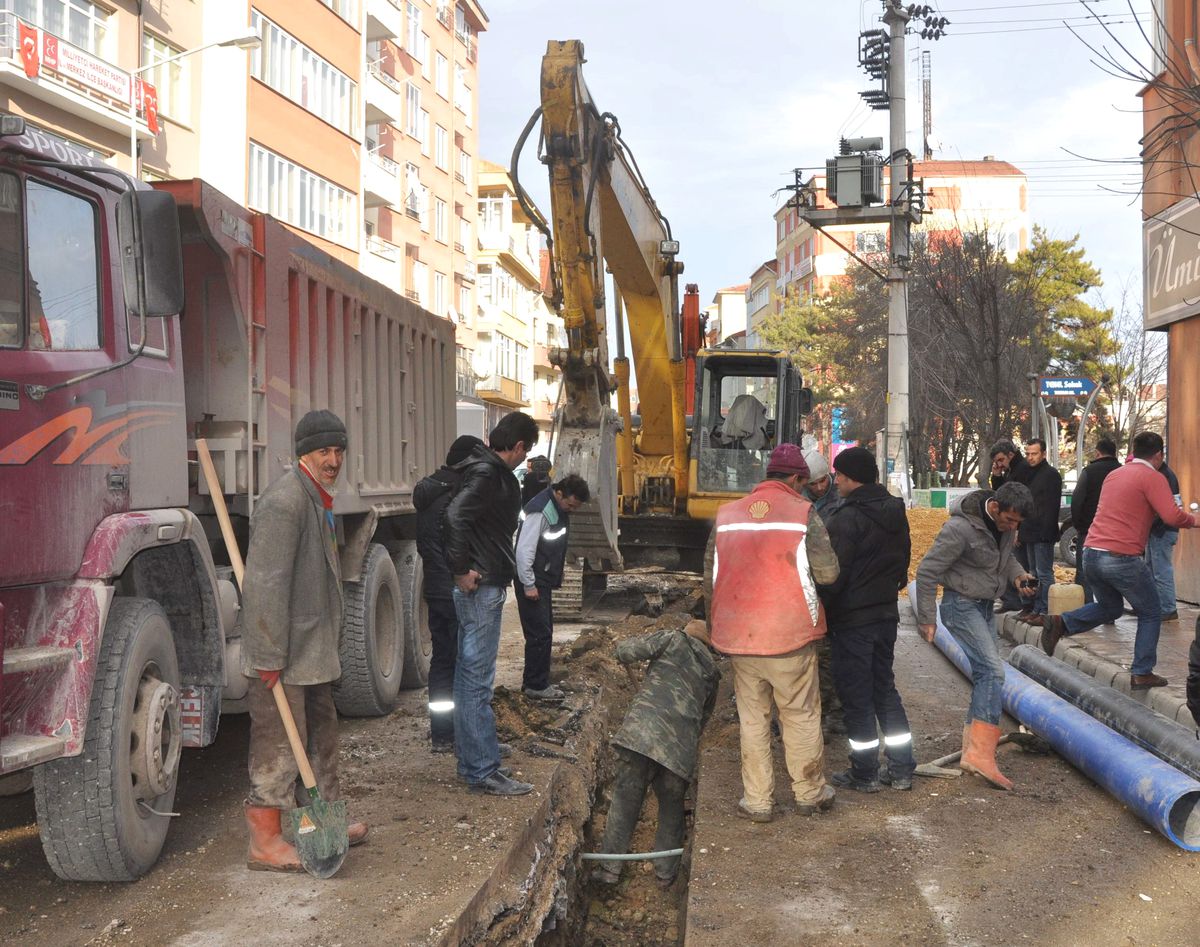 Su Hattı Döşeme Çalışmaları Sırasında Faciadan Dönüldü