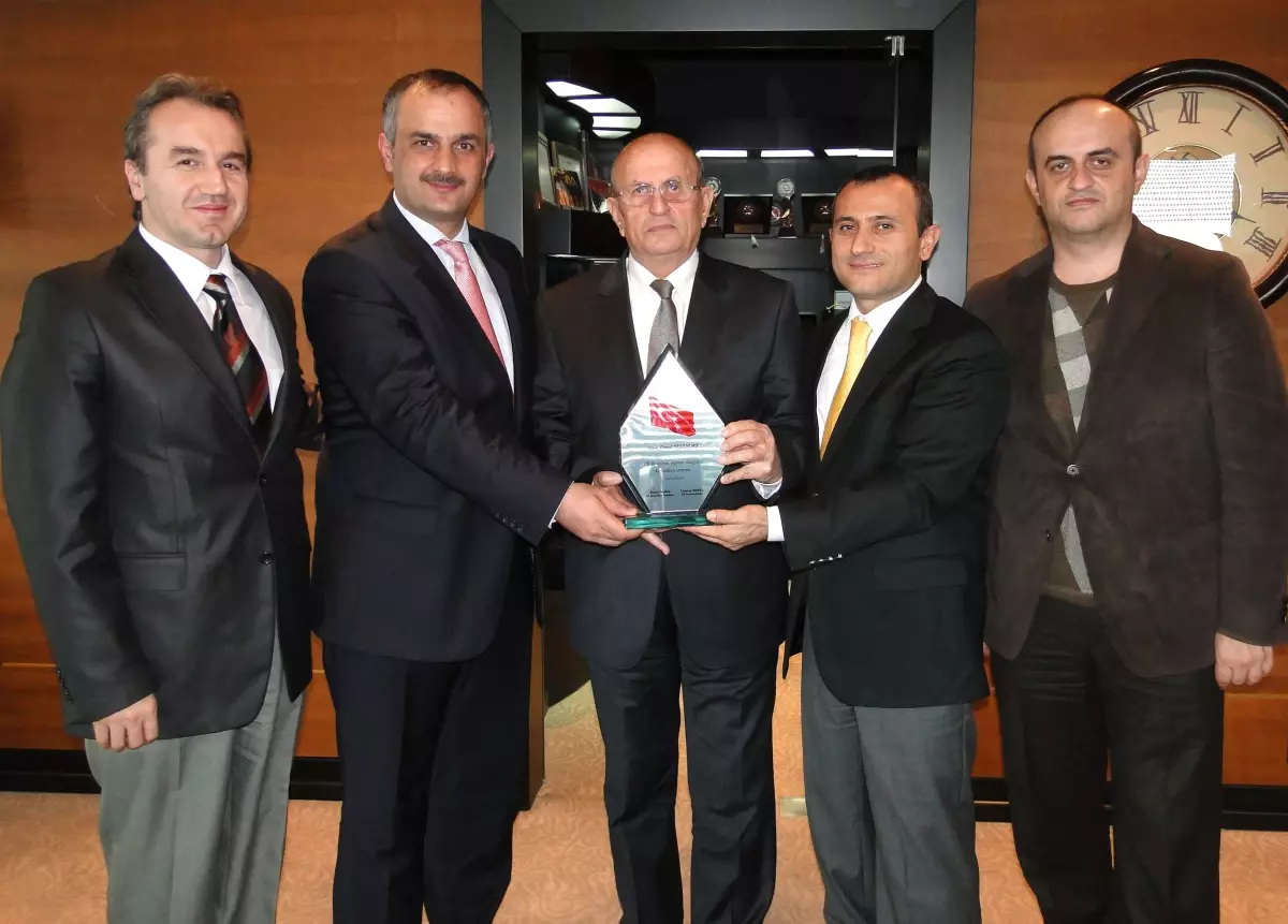 Yeşilyurt Ailesi'nden Of'a Kız Öğrenci Yurdu