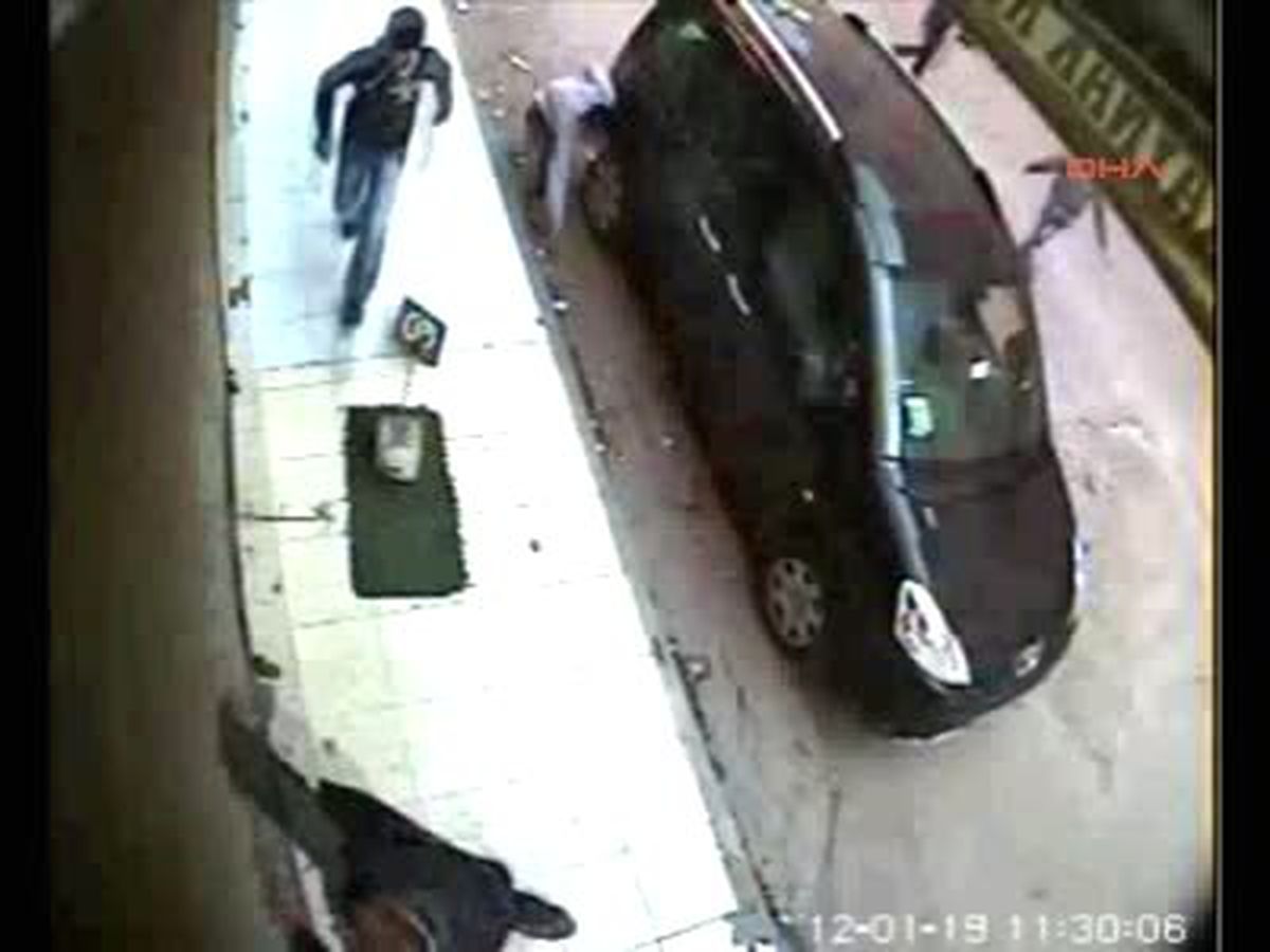 Adana'da Polise Linç Girişimi