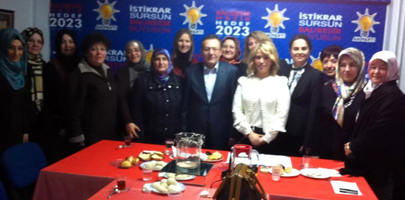 AK Parti Kadın Kolları Başkanlar Toplantısı Yapıldı