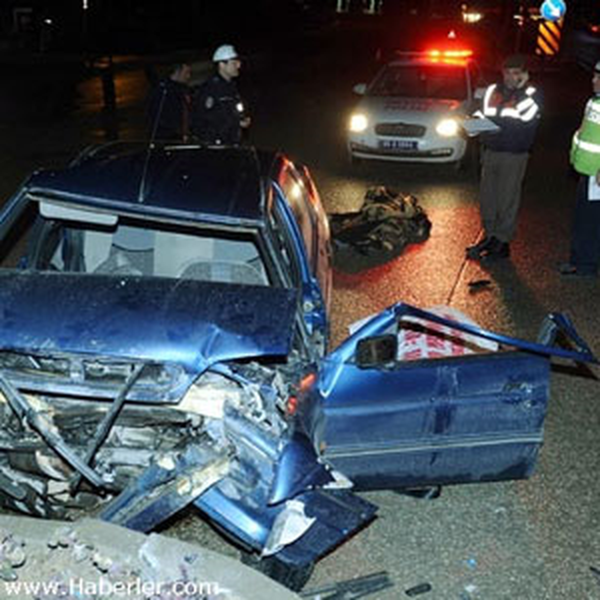 Ankara'da Trafik Kazası: 1 Ölü, 2 Yaralı