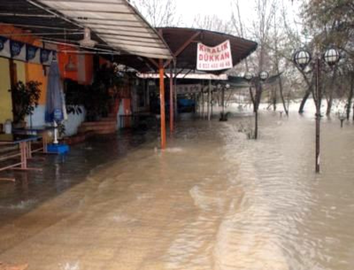 Antalya İçin Kuvvetli Yağış Uyarısı