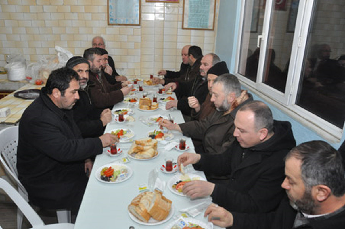 Arslanbey Başaran'da Kanaat Önderleriyle