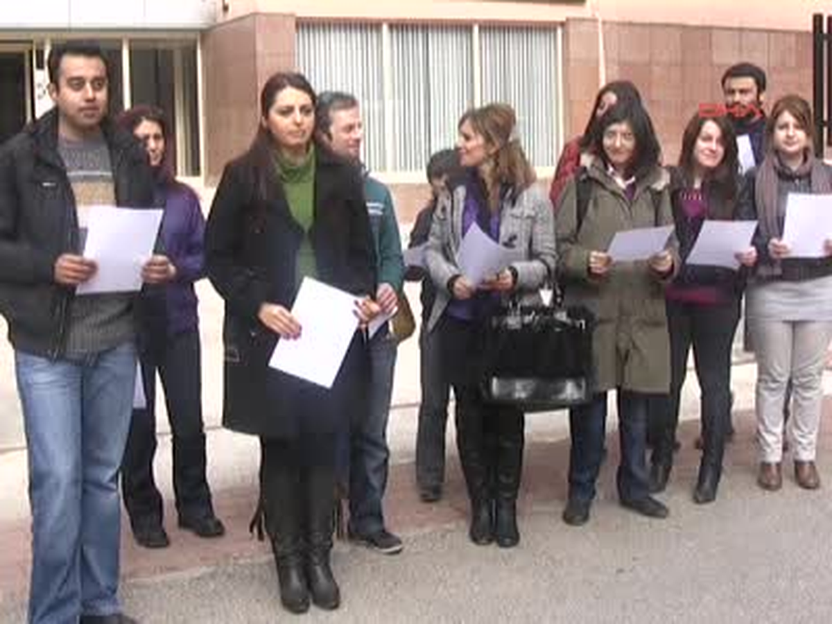 Atanamayan Öğretmenler İşkur\'un Kapısını Çaldı
