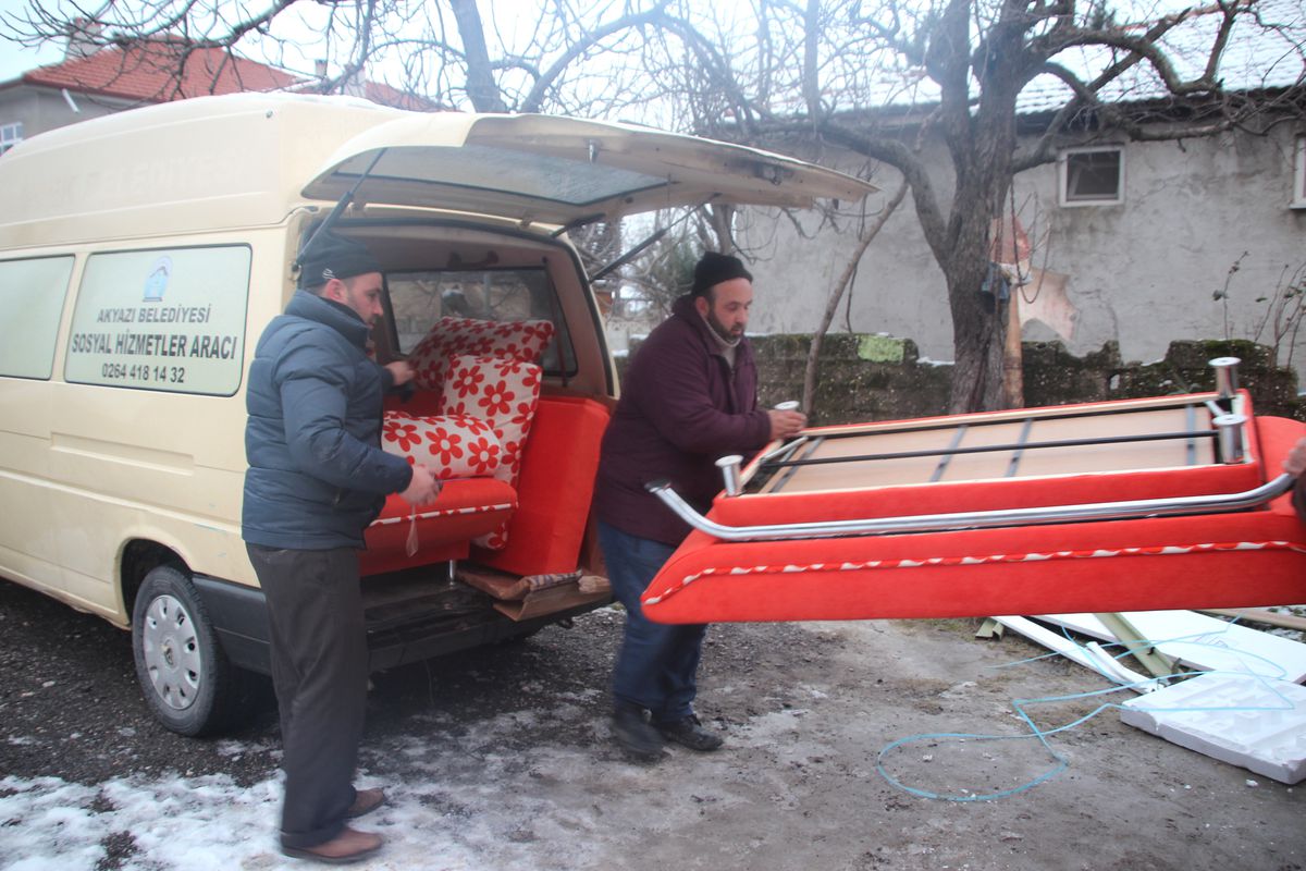 Baba Oğlun Yanarak Can Verdiği Eve Yardımlar Devam Ediyor