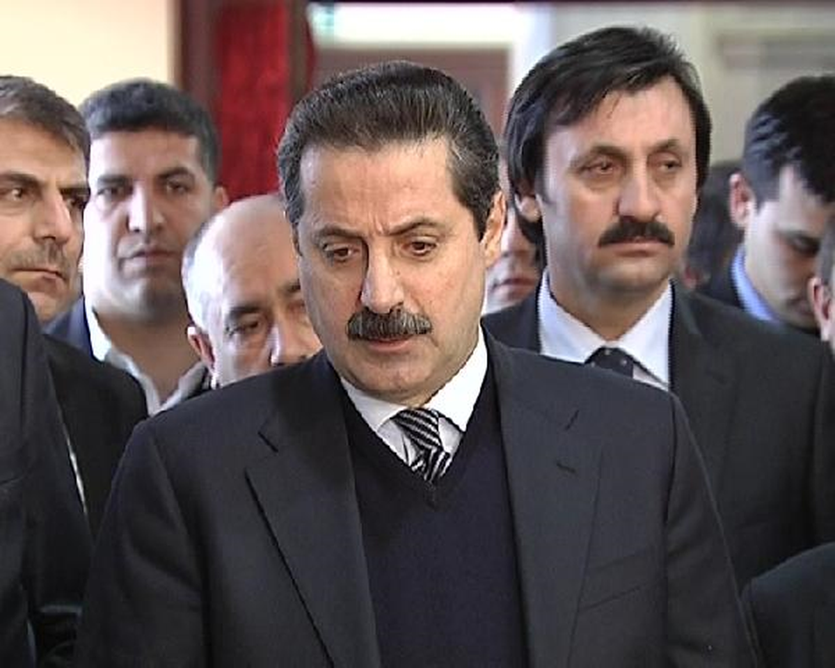 Bakan Çelik : Sarkozy Tarihi Katleden Adam Olarak Tarihe Geçecektir