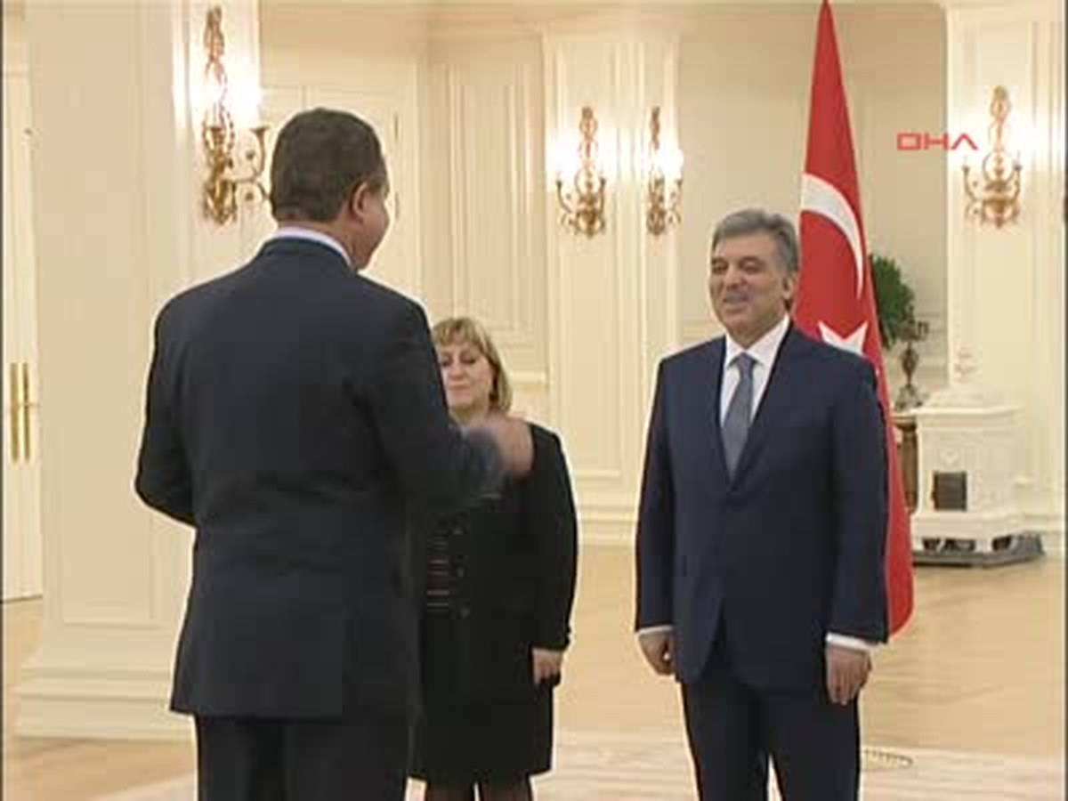Büyükelçiler Cumhurbaşkanı Gül\'e Güven Mektuplarını Sundular