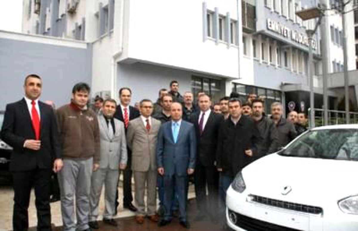 Emniyet Müdüründen Başarıya Ödül