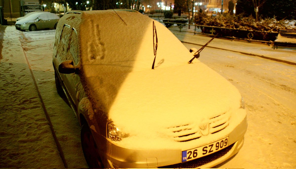 Eskişehir\'de Kar Yağışı