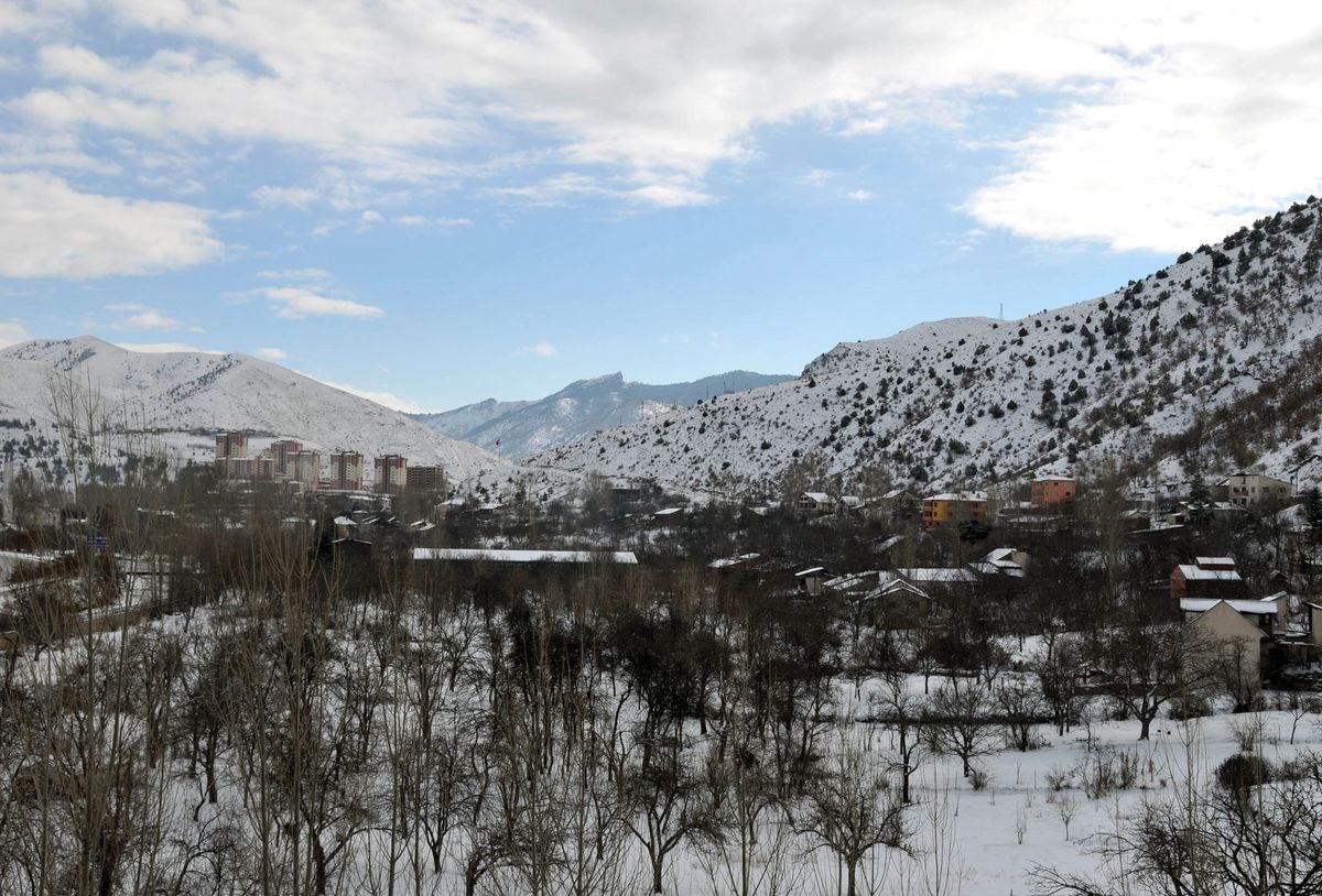 Gümüşhane'de Kar Geri Geldi