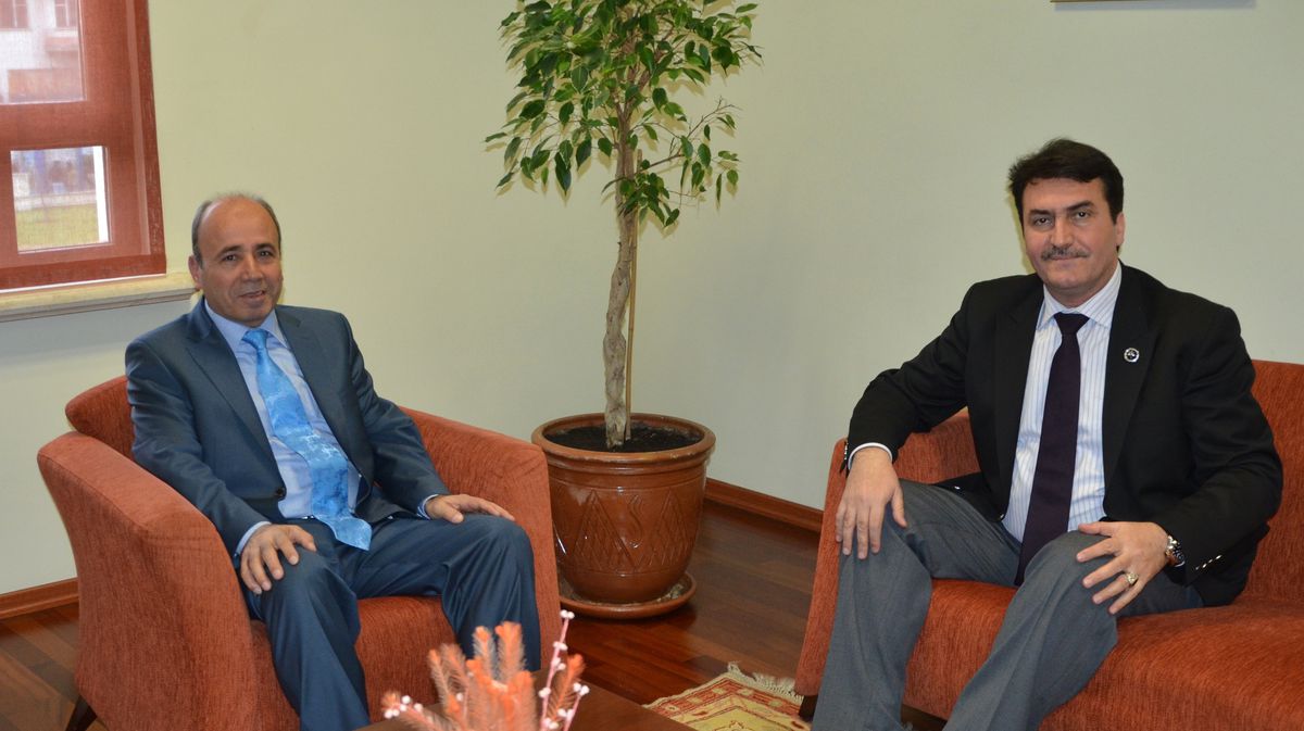 Kâhya'dan Dündar'a İade-i Ziyaret