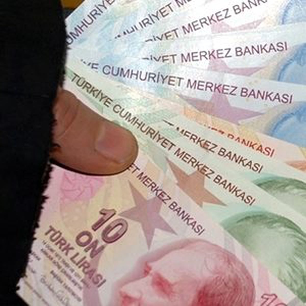 Kamu İşçilerinin İkramiye Takvimi Belli Oldu