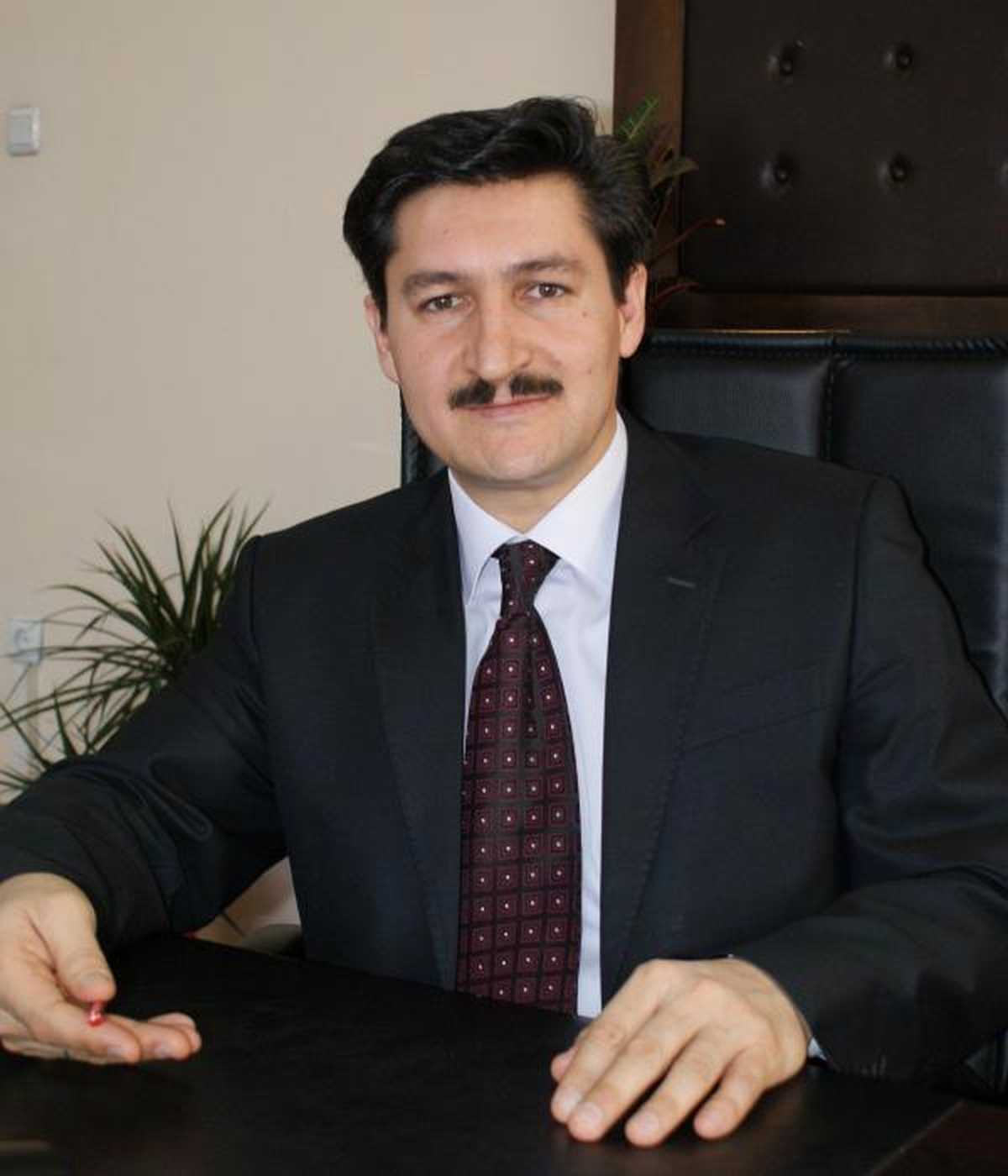 Kayseri\'de 900 TL Maaşla \'Baba\' Aranıyor