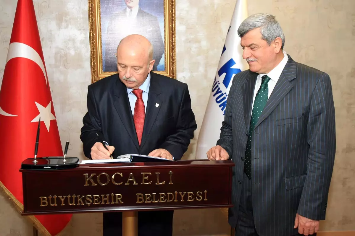 Kocaeli\'yi Ziyaret Eden Slovakya Başkonsolosu, Türkiye\'ye Övgüler Yağdırdı