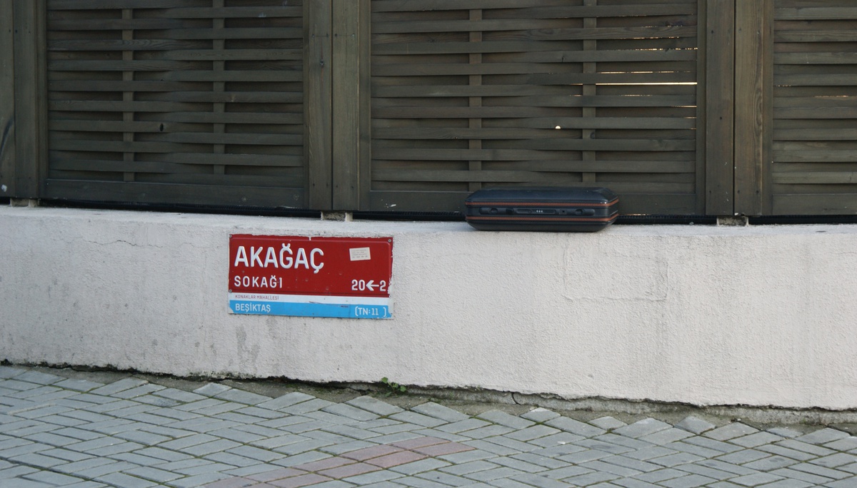 (Özel Haber) Anaokulu Önünde Şüpheli Çanta Paniği
